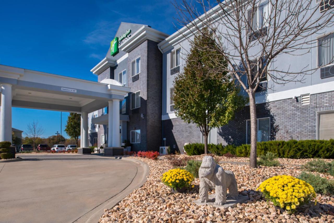 Holiday Inn Express & Suites Pittsburg By Ihg Zewnętrze zdjęcie