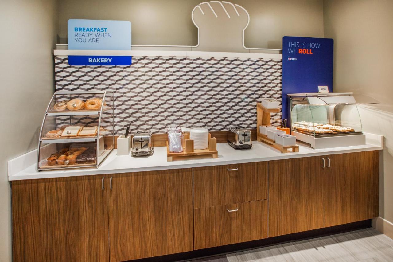 Holiday Inn Express & Suites Pittsburg By Ihg Zewnętrze zdjęcie