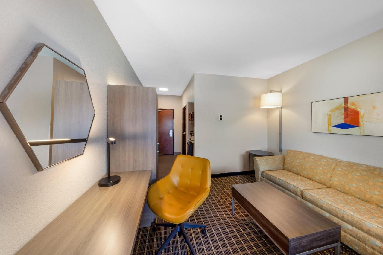 Holiday Inn Express & Suites Pittsburg By Ihg Zewnętrze zdjęcie