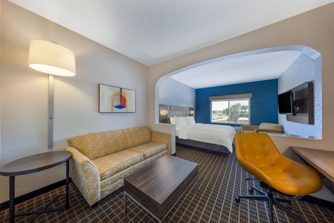 Holiday Inn Express & Suites Pittsburg By Ihg Zewnętrze zdjęcie